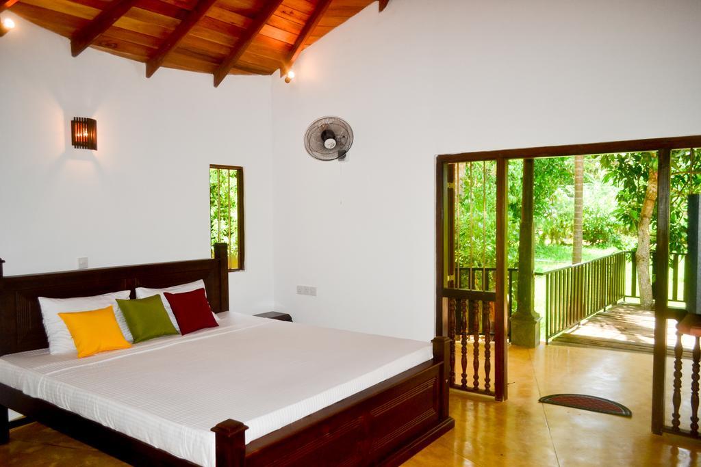 Guruwaththa Eco Lodge Hikkaduwa Exterior photo