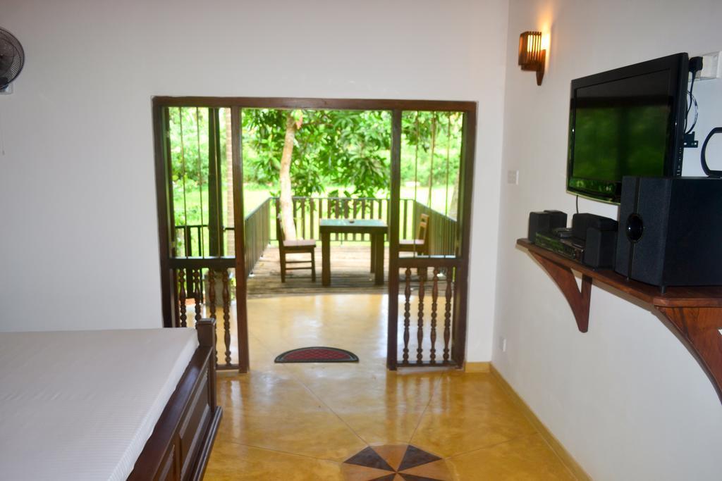 Guruwaththa Eco Lodge Hikkaduwa Exterior photo
